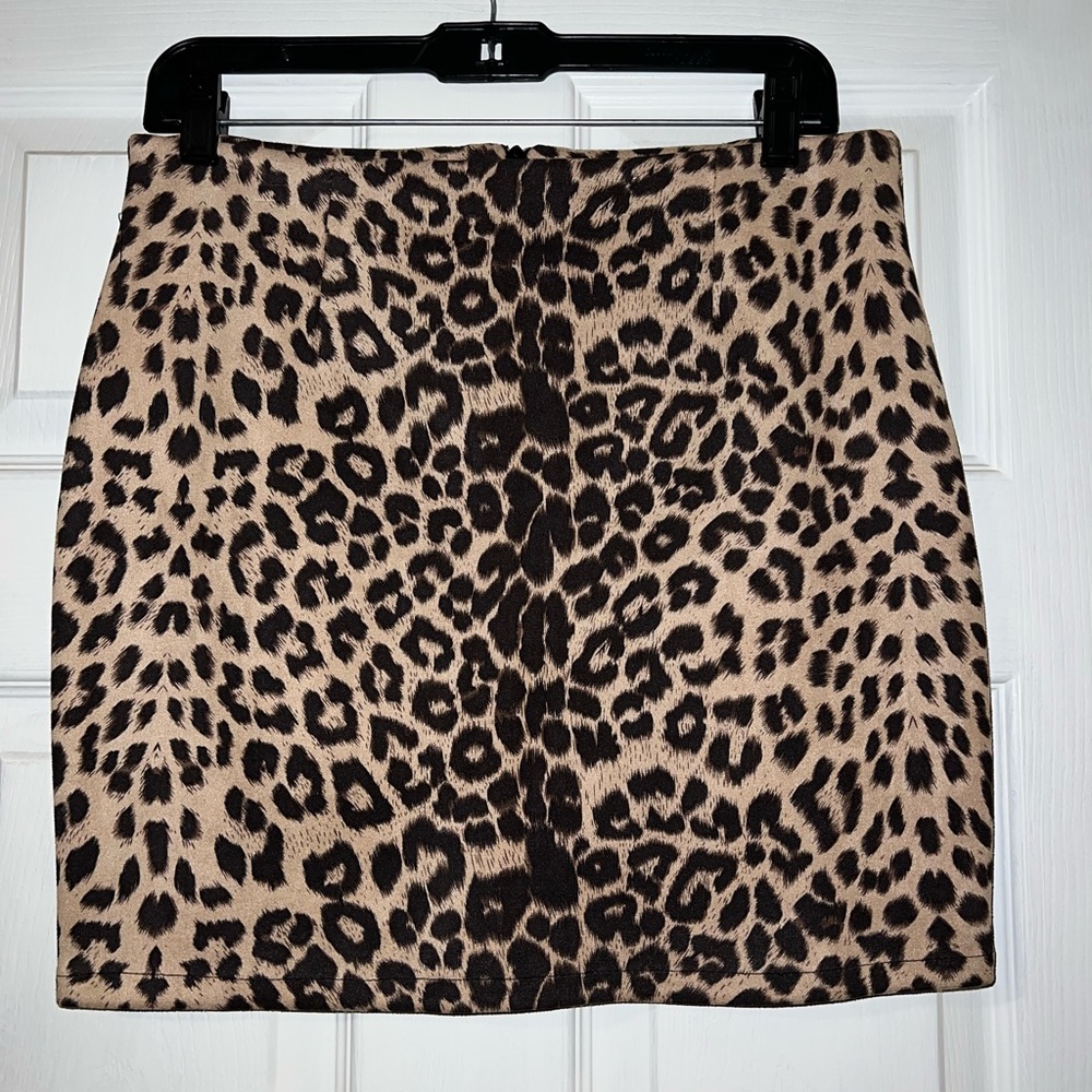 Fashion Week Leopard Skirt - Latte
